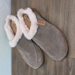 Taos Footwear Cozy Brown Slippers with Cream Trim